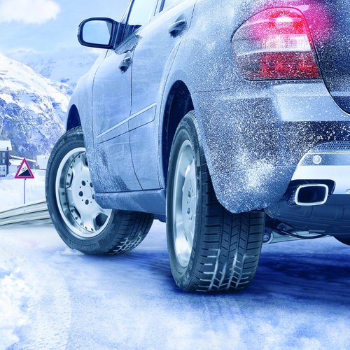 Эксперт рассказал об опасности разогрева машины зимой