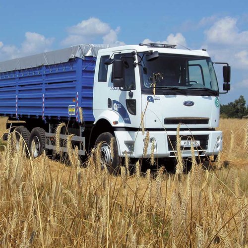 Особенности перевозки зерна автомобильными зерновозами