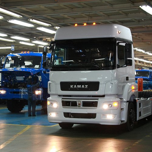 «КамАЗ» понизил прогноз по продажам в России в 2019 году тяжелых грузовиков