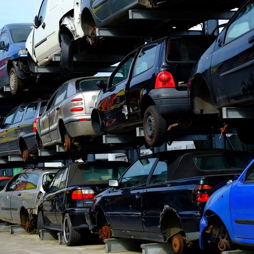 Правительство готово поддержать традиционно русских автопроизводителей на фоне повышения утилизационного сбора