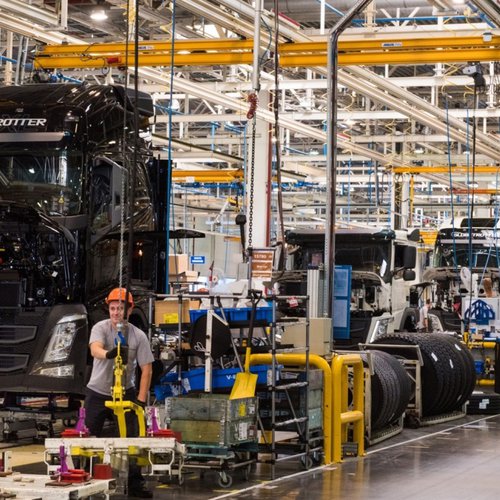 Volvo Trucks повысит локализацию сборки в России